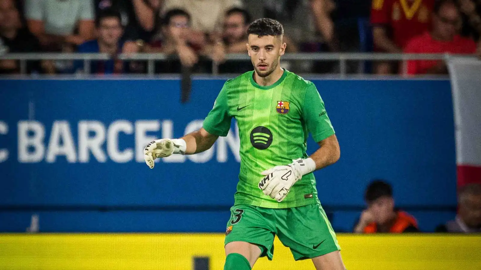 خطأ كارثي.. خوان غارسيا يمنح ريال أوفييدو هدفا خرافيا ضد برشلونة (فيديو)