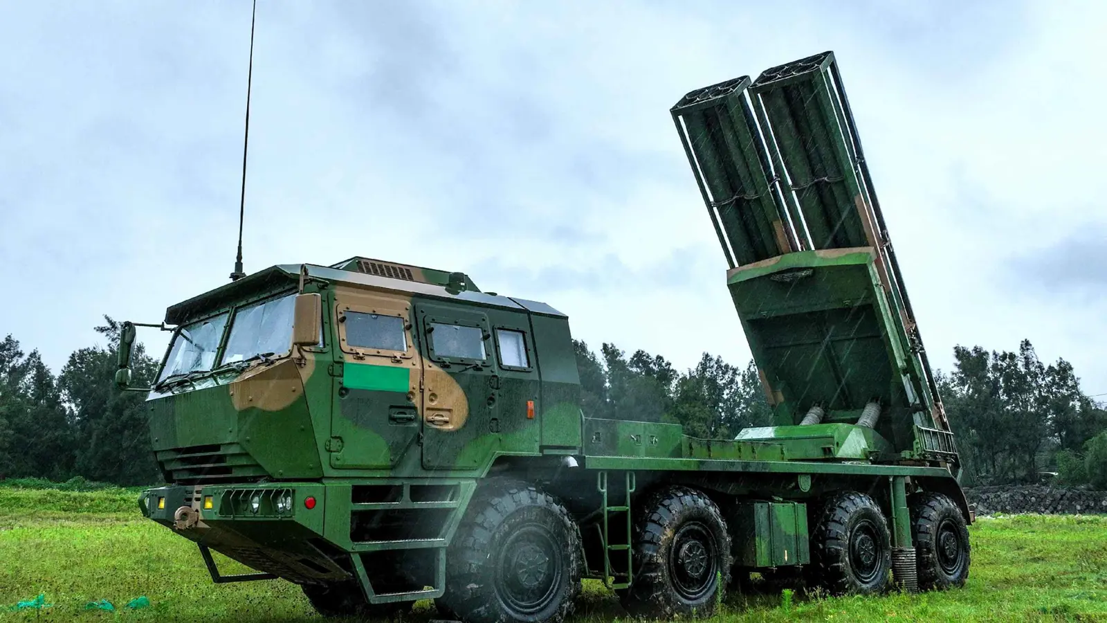 300 صاروخ إضافي في عام.. ترسانة الصين تهدد القواعد الأمريكية