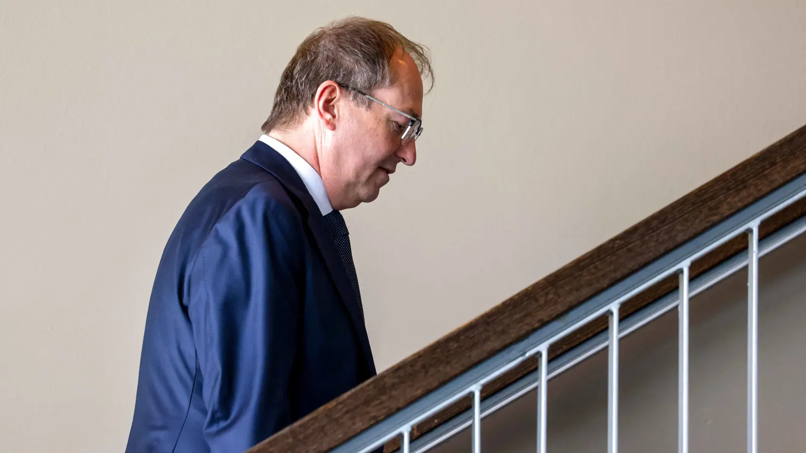 وزير داخلية ألمانيا يزور إسرائيل بشكل مفاجئ