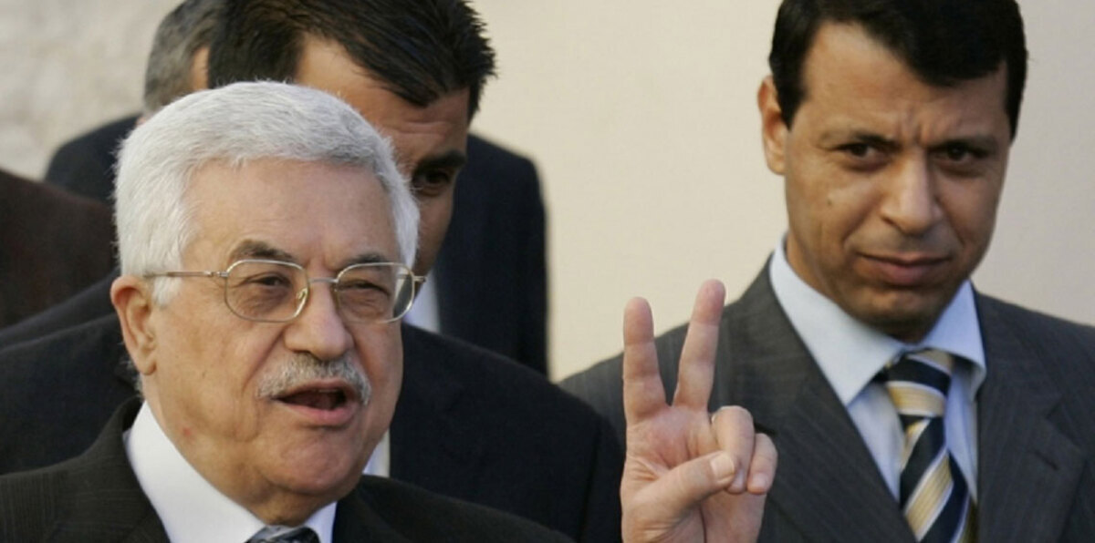 هل يكون قطاع غزة بوابة محمد دحلان لإزاحة عباس عن السلطة؟ 