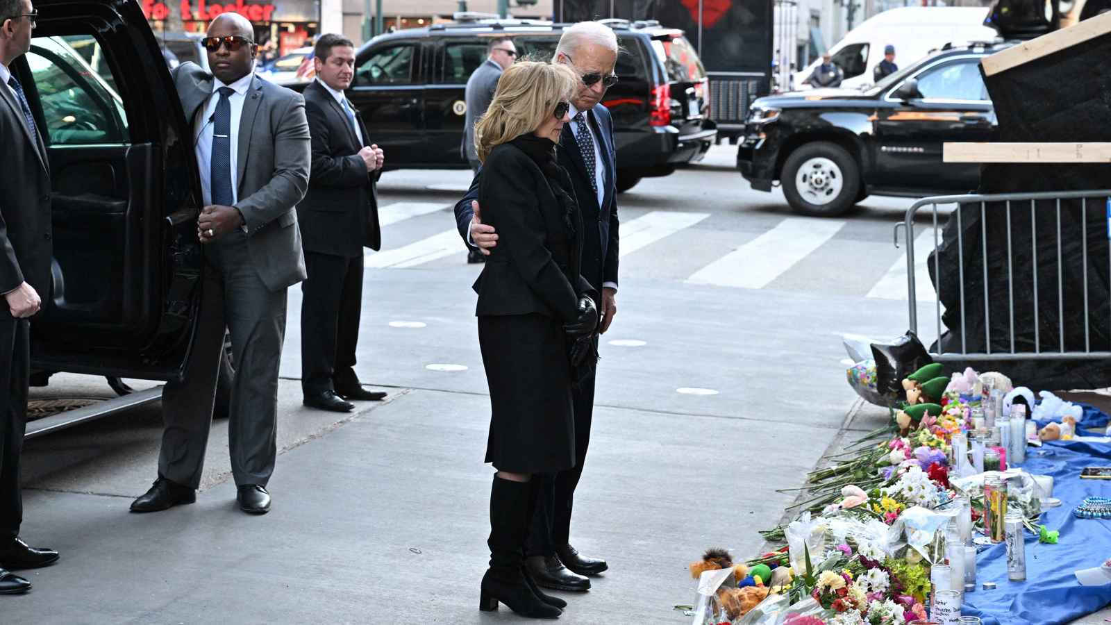 بايدن يزور نيو أورلينز لتكريم ضحايا هجوم رأس السنة (صور)