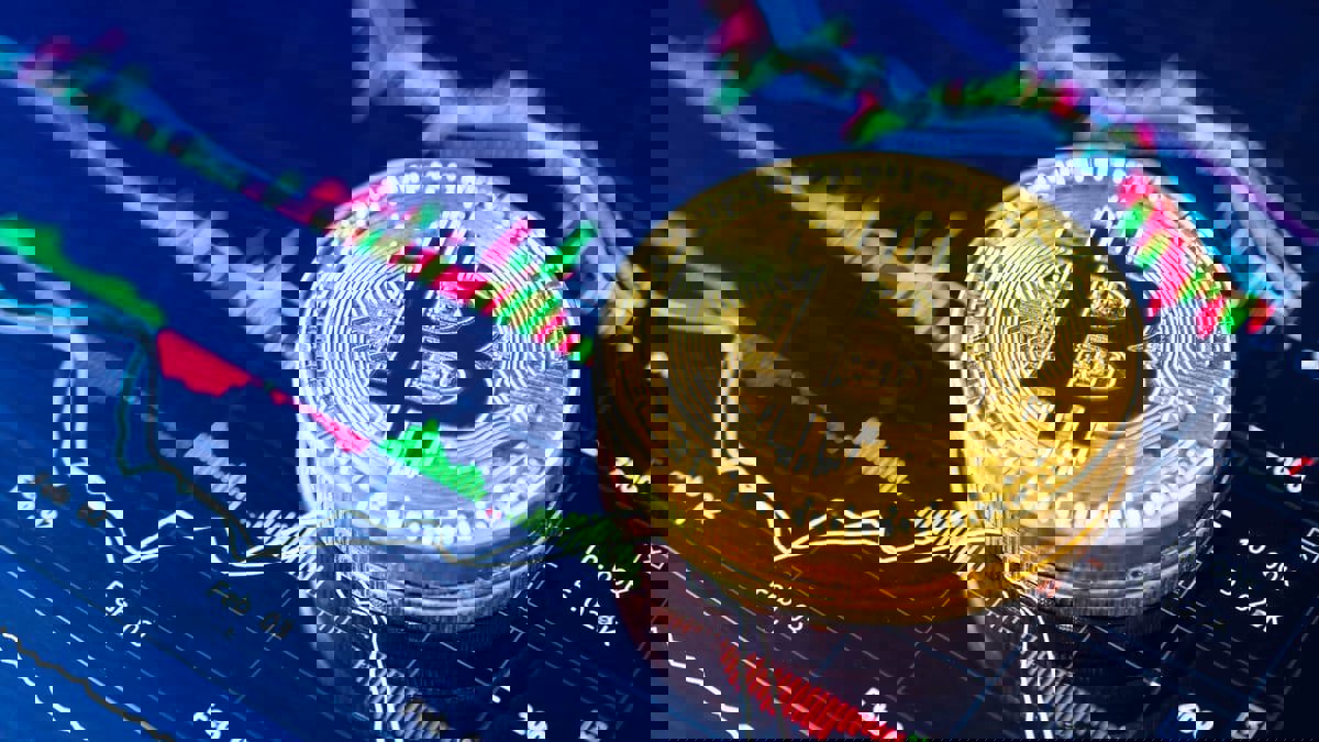 "بتكوين" تهوي دون 40 ألف دولار