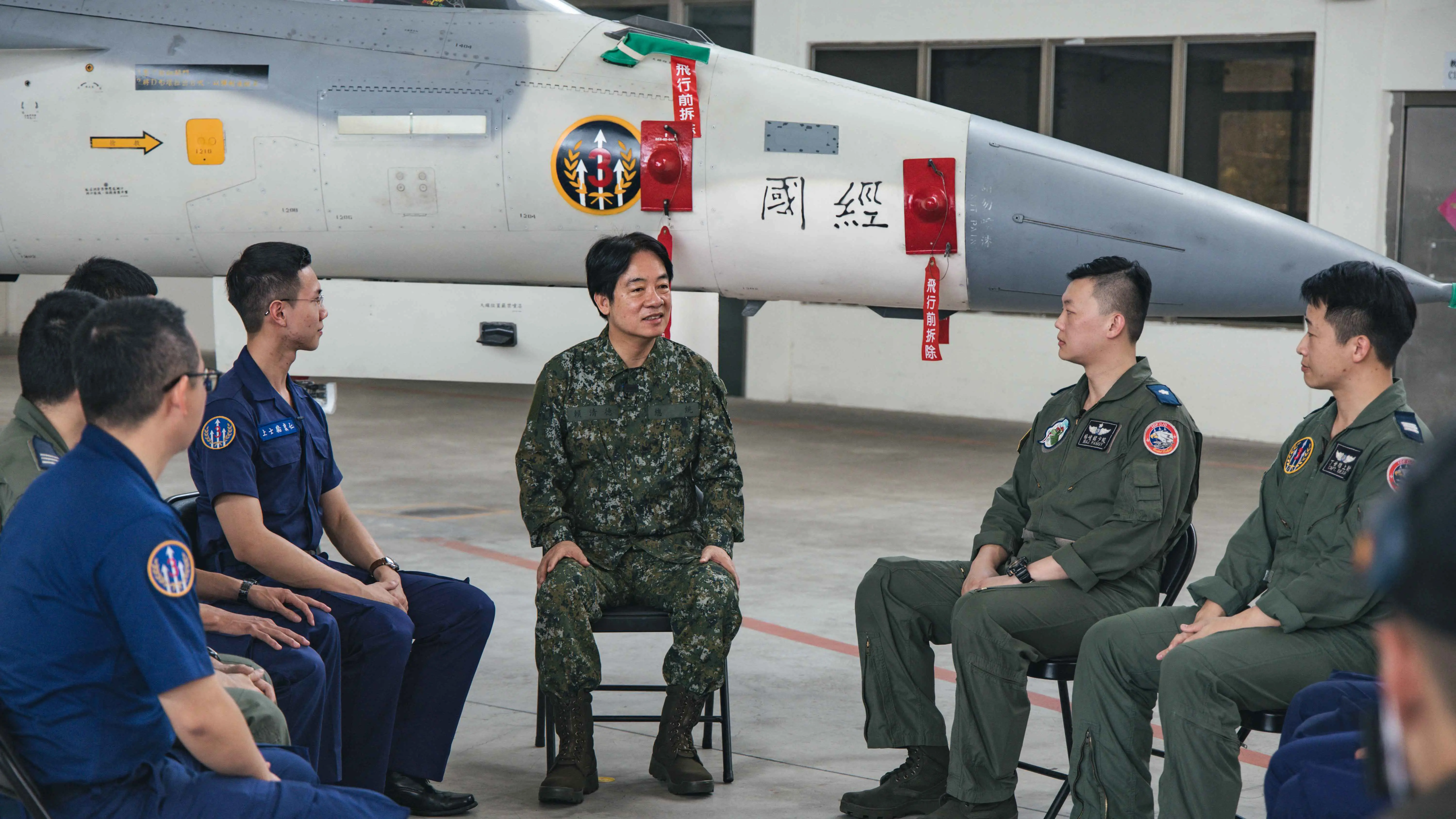 تايوان ترصد طائرات عسكرية صينية تستخدم مجالها الجوي