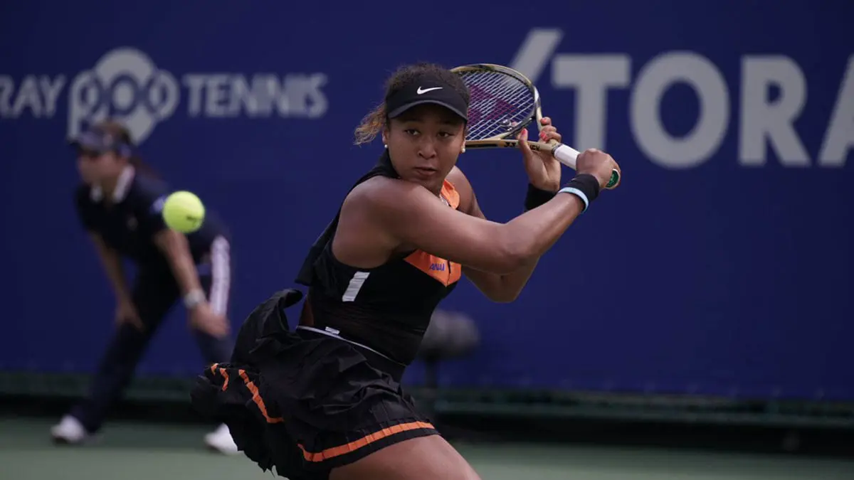 فنانتان ساخرتان تعتذران للاعبة التنس نعومي أوساكا عن "كريم تفتيح البشرة"