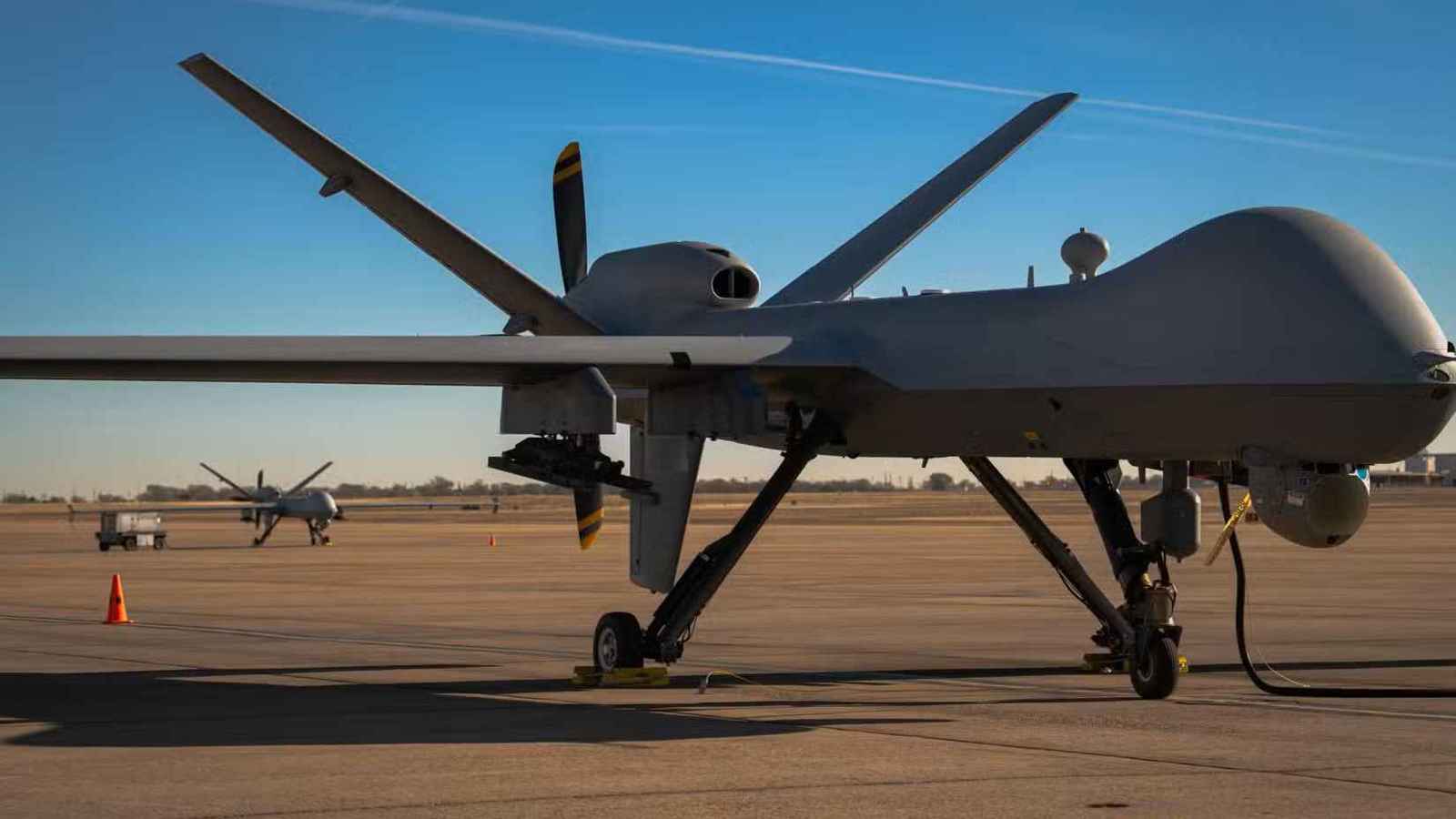 خاص- مسيرات أمريكية متطورة في مخازن الحوثيين.. وخبراء يحذرون