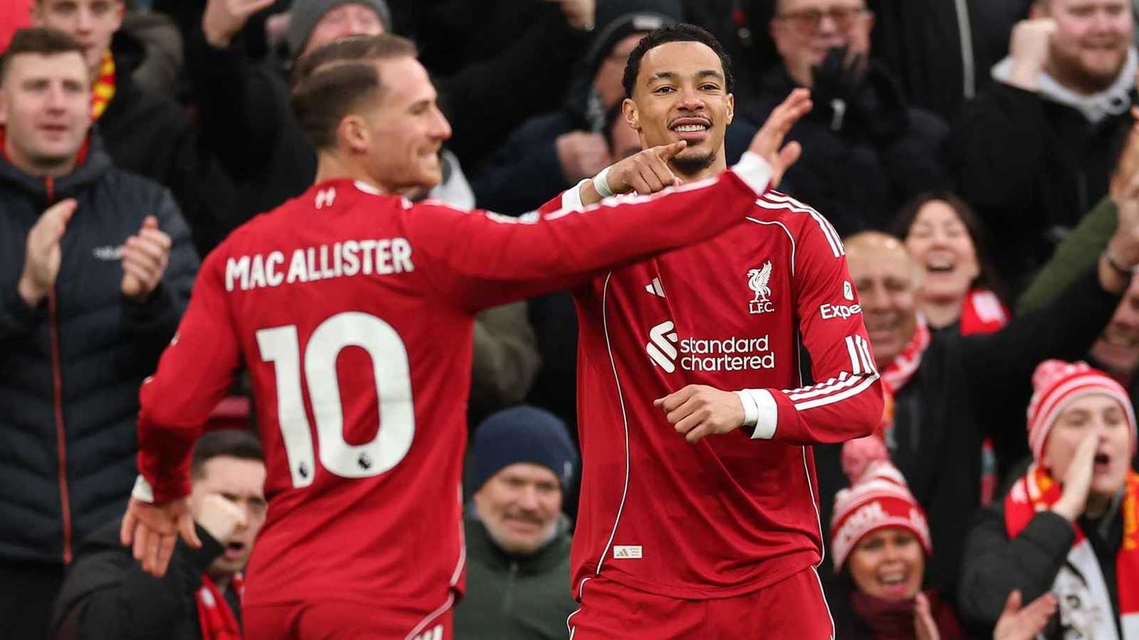 اللعب معه "نعمة".. نجم ليفربول يفاجئ محمد صلاح بتصريحات رائعة 