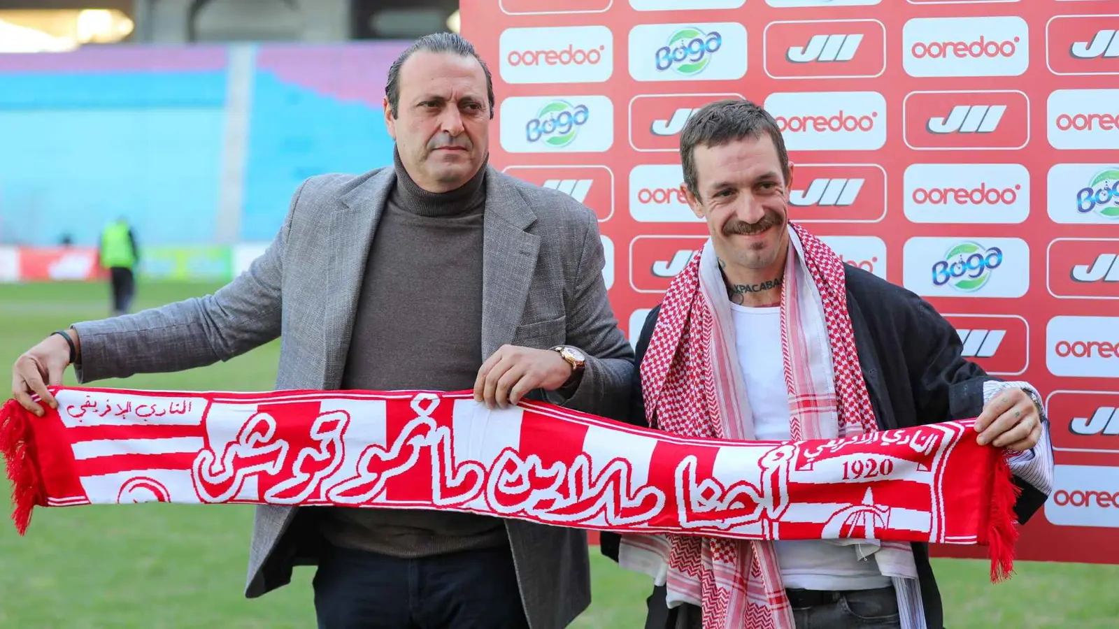 رد فعل مفاجئ من شامبيرز بعد عزل "مستشاره" في الإفريقي التونسي