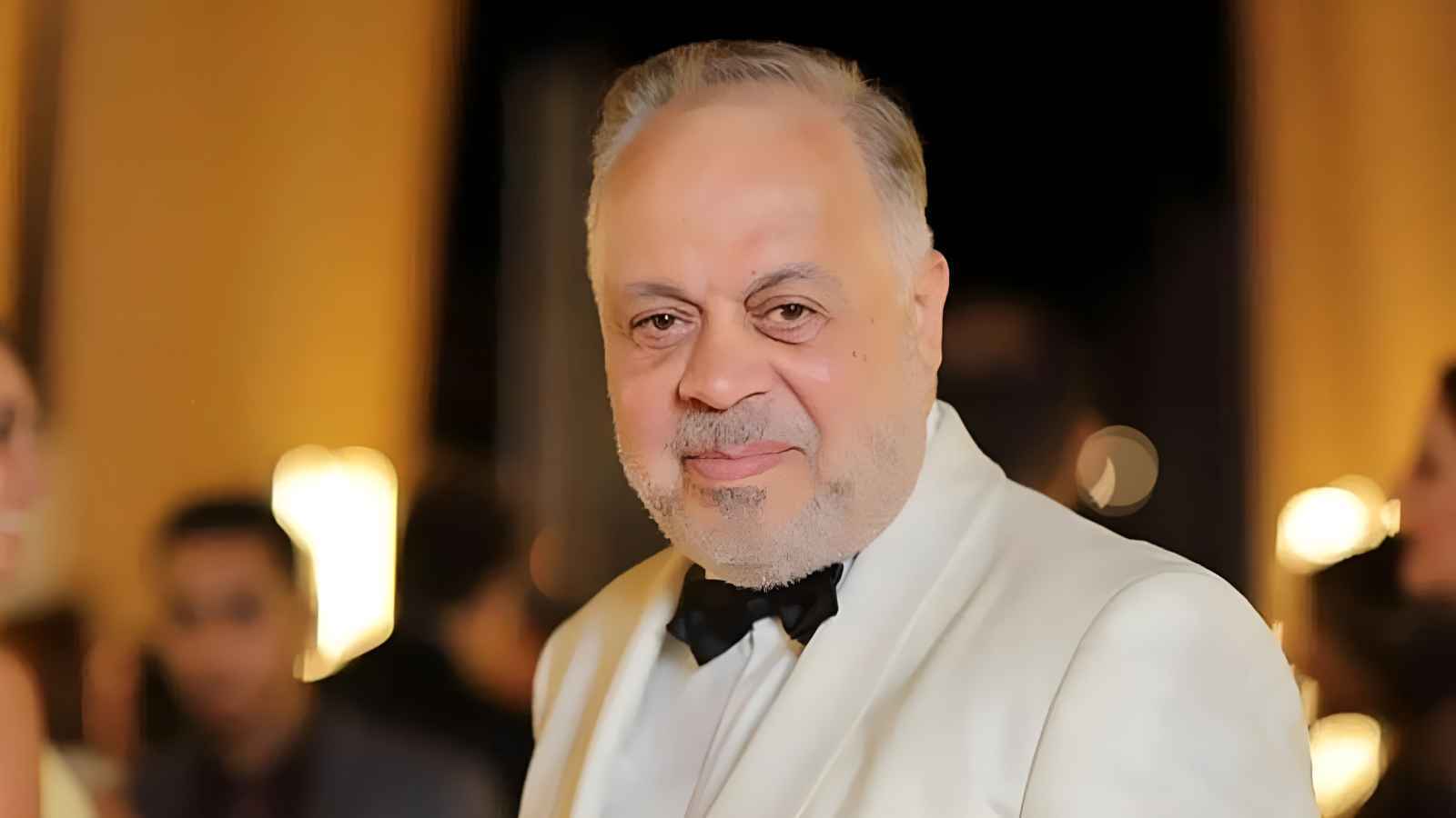 نقل أشرف زكي إلى المستشفى بعد تعرضه لوعكة صحية مفاجئة