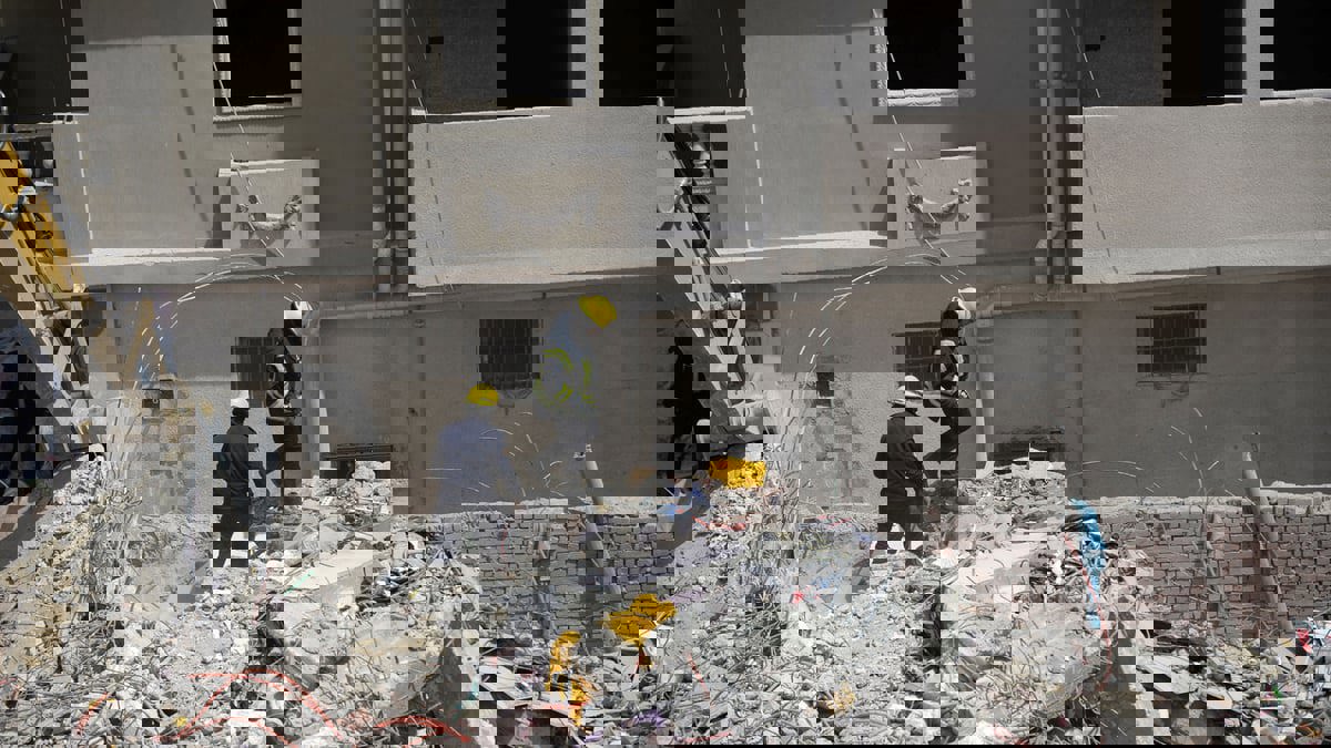 مصر.. مصرع 5 أشخاص بانهيار منزل في المنيا