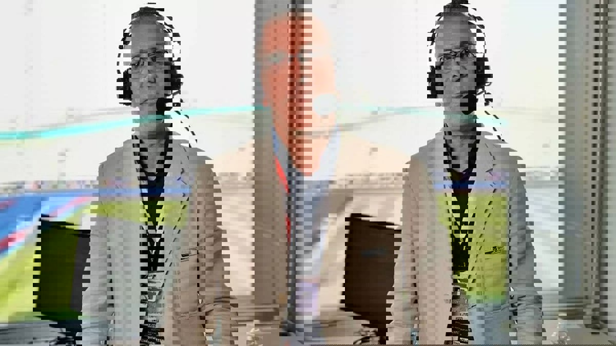 "من يشعر بأنه معني فليكن".. حفيظ دراجي يكشف سبب مشاركته في هاشتاغ جمهور الأهلي ضد "الكاف"