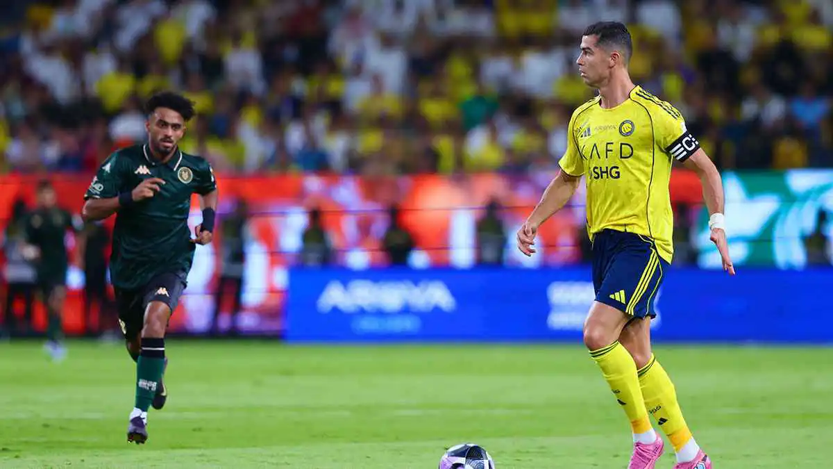 نريد مهاجما شابا.. أسطورة النصر السعودي يصدم كريستيانو رونالدو (فيديو)