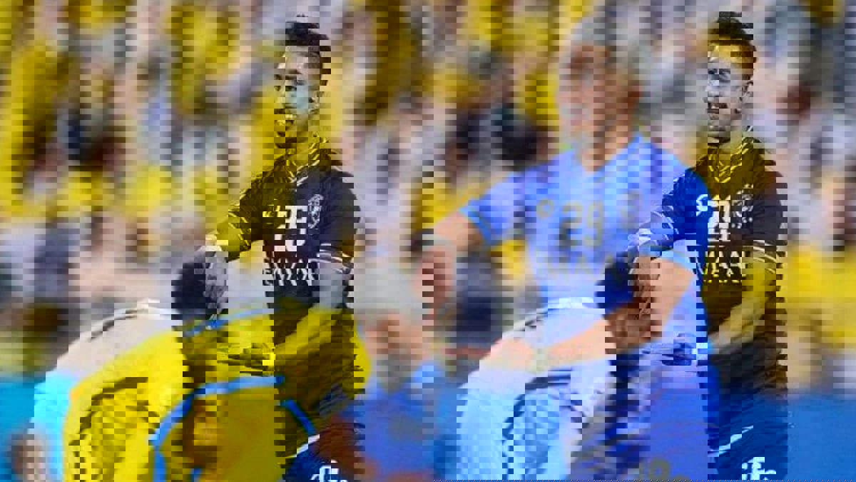 خلاط سالم الدوسري أم رقصة شيكابالا.. من يحتفل في سوبر لوسيل بين الهلال والزمالك؟