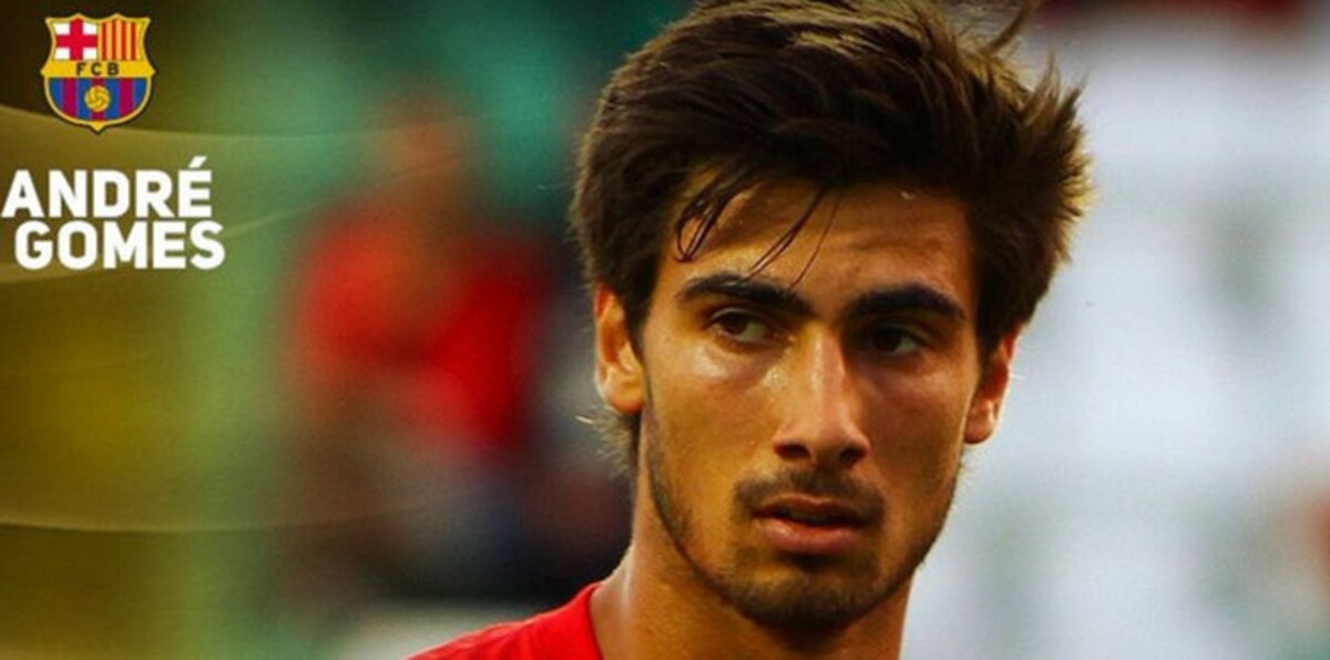 هل أهدى ريال مدريد صفقة غوميز لبرشلونة برغبته؟