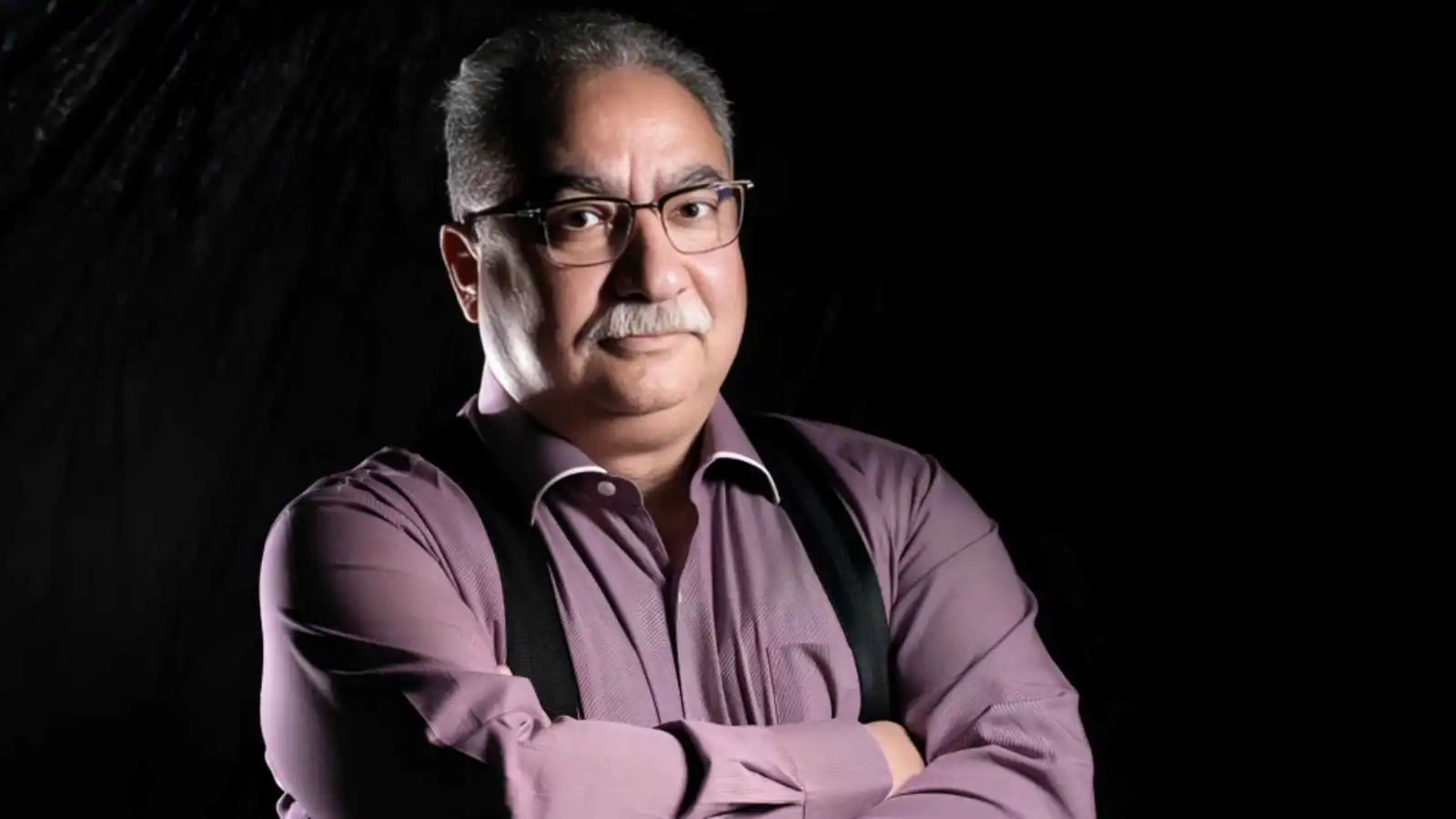 إبراهيم عيسى يُثير الجدل حول فيلم "الملحد".. ما القصة؟