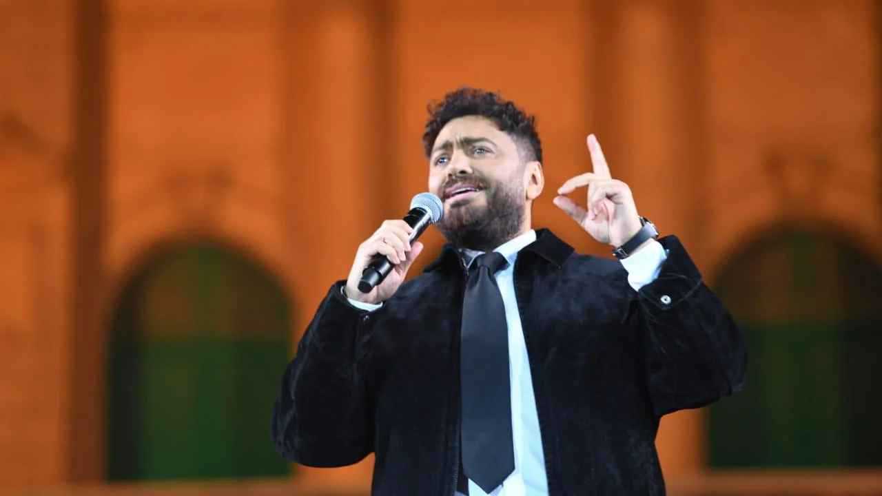 أول ظهور جماهيري لتامر حسني بعد أزمته الصحية