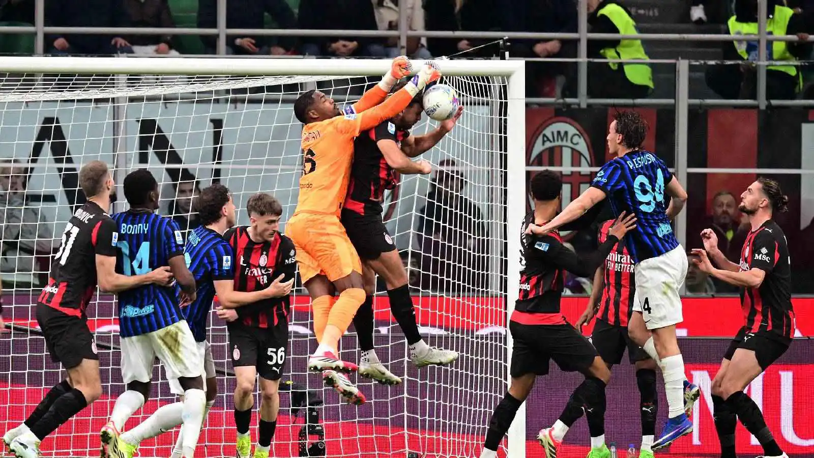 الصدارة تشتعل.. ترتيب الدوري الإيطالي بعد فوز ميلان على إنتر ميلان