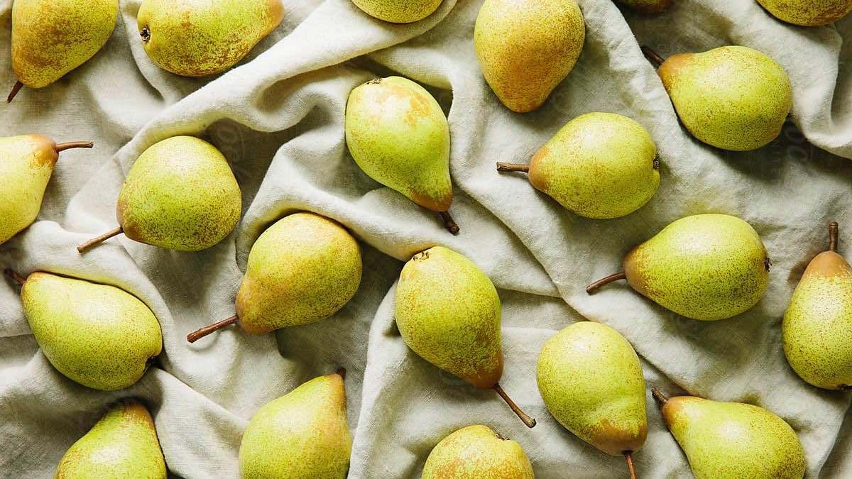 غنية بالفيتامينات.. 5 فوائد "مذهلة" للكمثرى