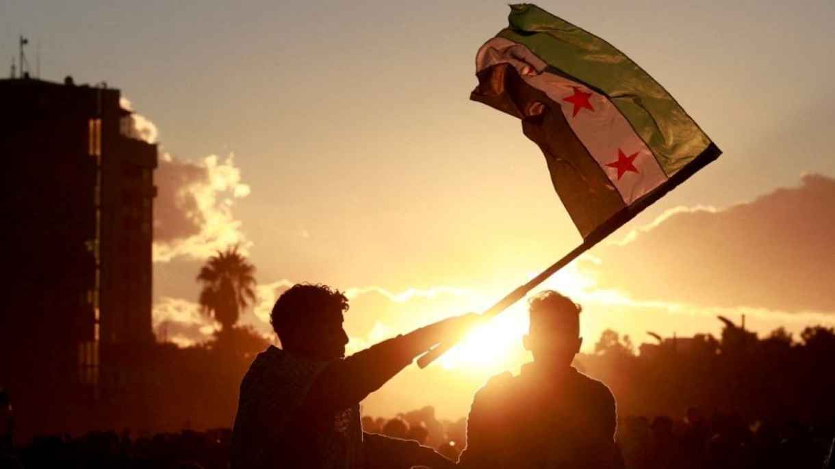 "إعادة تموضع جيوسياسي".. سوريا تتجه غربًا بعد عقود من العزلة