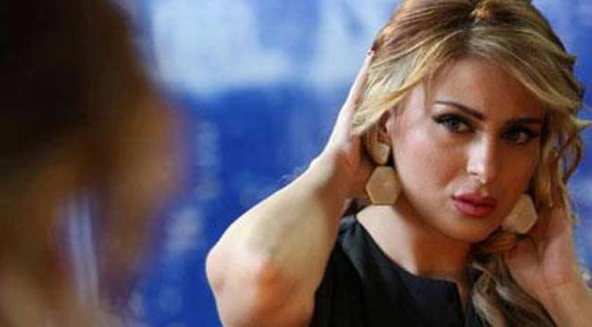 فرح يوسف تثير الجدل بملابسها الجريئة (صور)