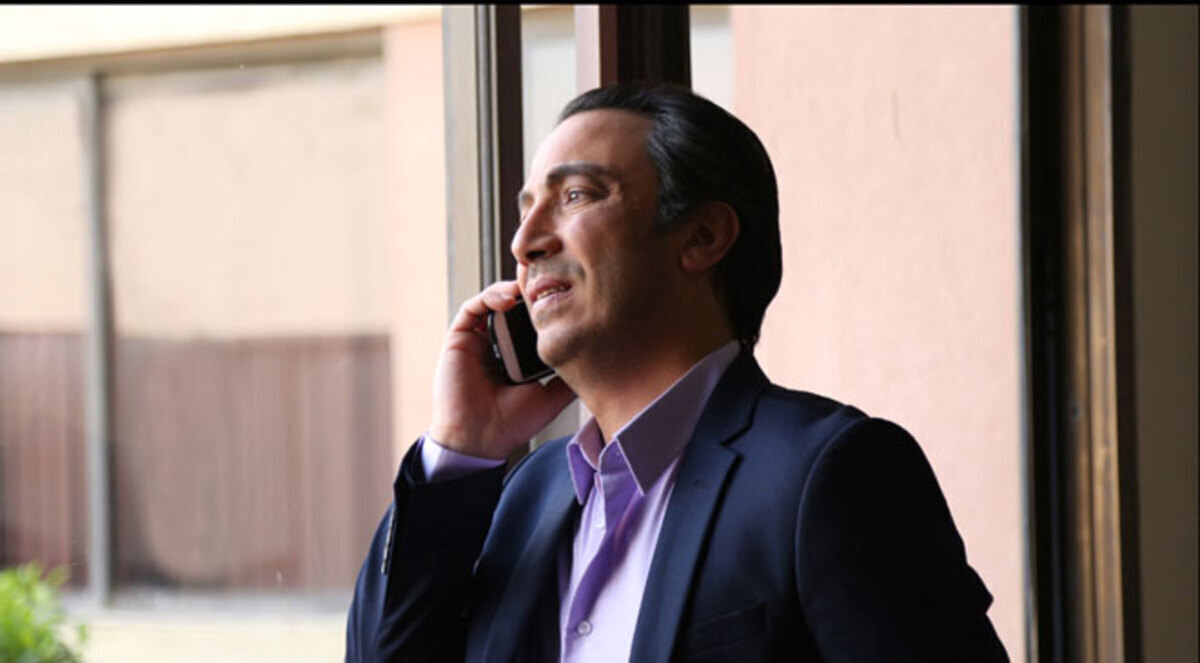 صور.. أبطال "عد تنازلي" يبحثون عن قاتل في "أستوديو مصر"