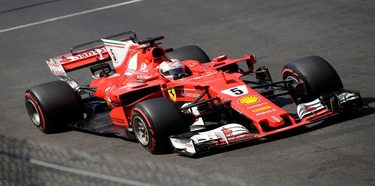 سيباستيان فيتل سائق فيراري يفوز بسباق جائزة موناكو الكبرى