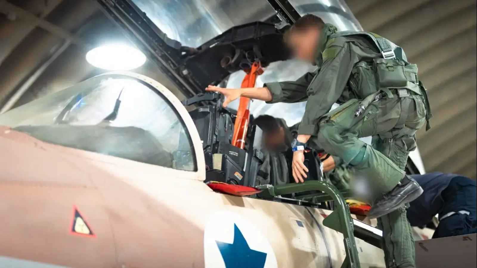 استعدادات معقدة.. تدريب سرّي للطيارين يكشف اقتراب ضربة إسرائيلية لإيران