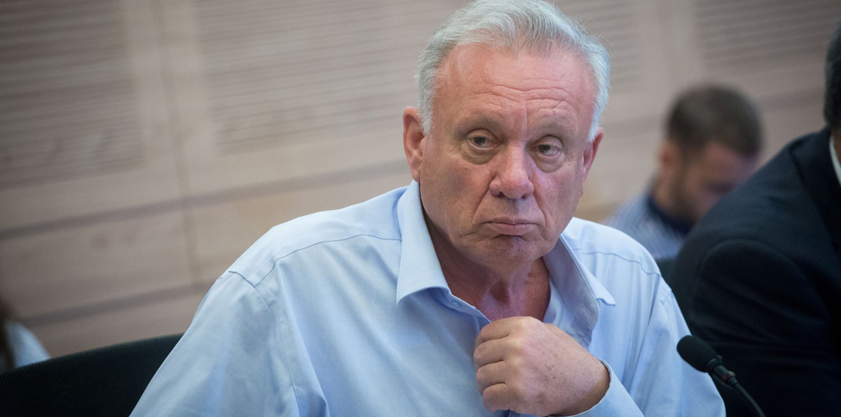 أزمة حادة داخل "المعسكر الصهيوني" بعد اتهام نائب إسرائيلي بالتحرش