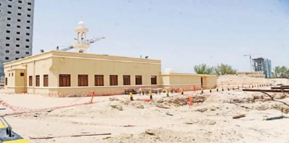 هدم مسجد أثري لتوسعة طريق سريع يثير غضب الكويتيين