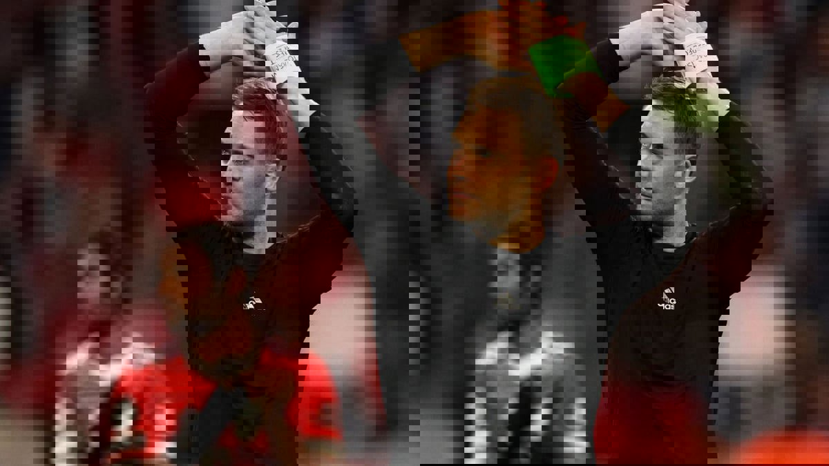 مانويل نوير يعلن إصابته بالسرطان وخضوعه لـ3 عمليات جراحية