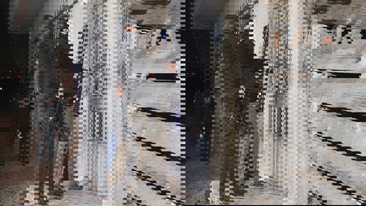 تركيا تعتقل 33 مشتبهًا فيه بالتجسس على مقيمين أجانب لصالح الموساد