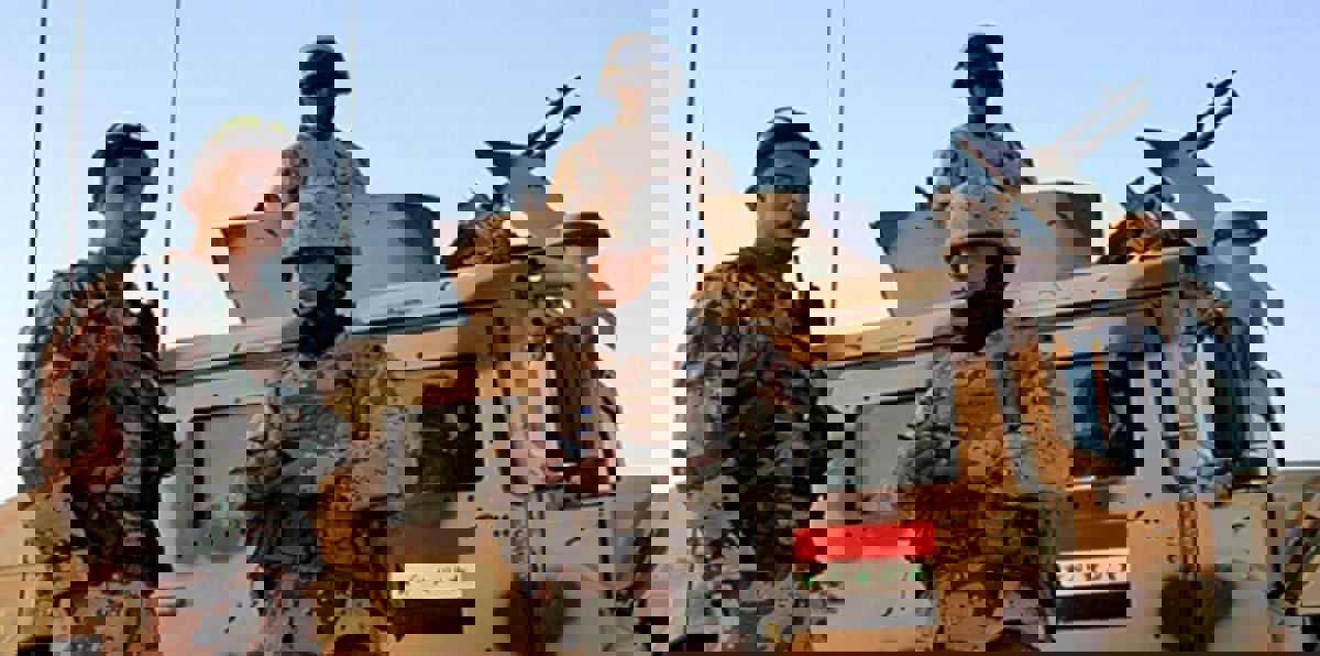 مَن حلّ الجيش العراقي واجتثّ البعث؟