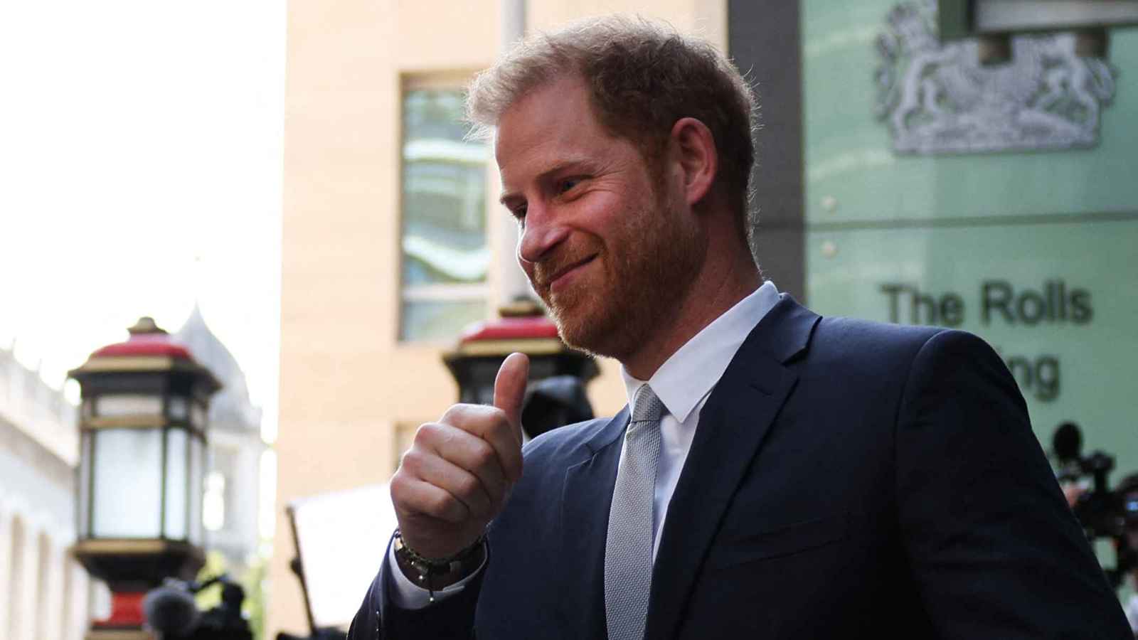 قصر باكنغهام يرد على تصريحات الأمير هاري بعد خسارته معركة "الحماية"