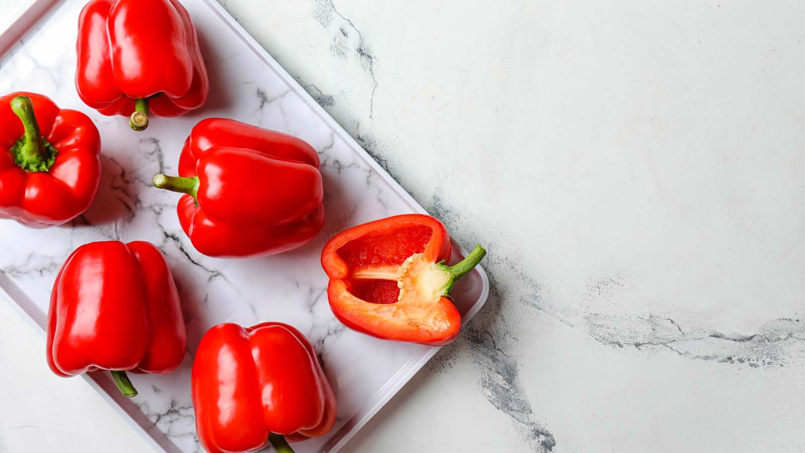 "يعزز صحة الدماغ".. تعرف على الفوائد الصحية للفلفل الأحمر