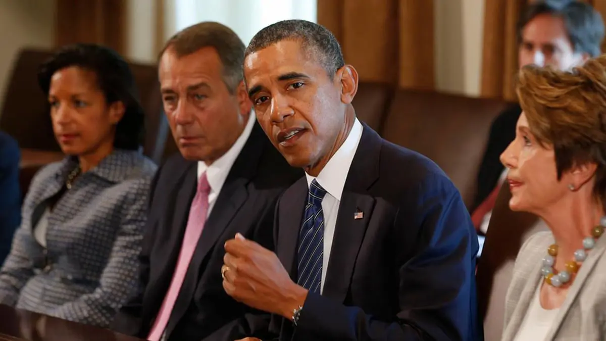 قلوبهم معنا وسيوفهم علينا