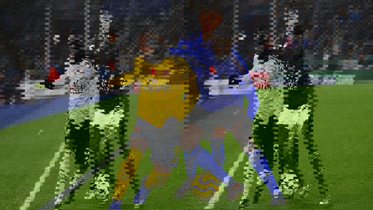 لاعب ليستر سيتي يرد على اهتمام مانشستر يونايتد