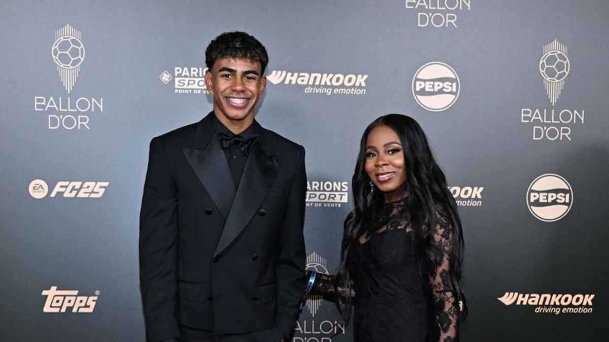 قلبي "ينفجر" فخرا بك.. تعليق نادر من والدة لامين يامال بعد خسارته الكرة الذهبية