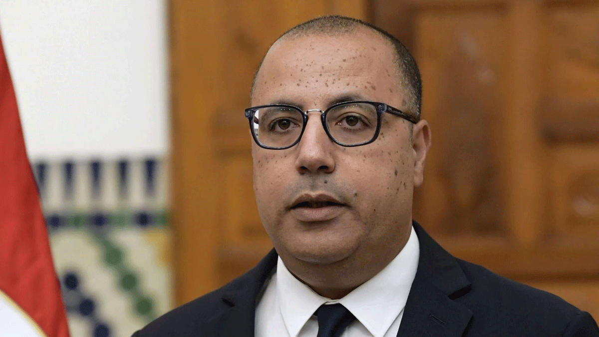 تدعمها تحركات احتجاجية.. ضغوطات سياسية تهدد بإسقاط حكومة المشيشي في تونس