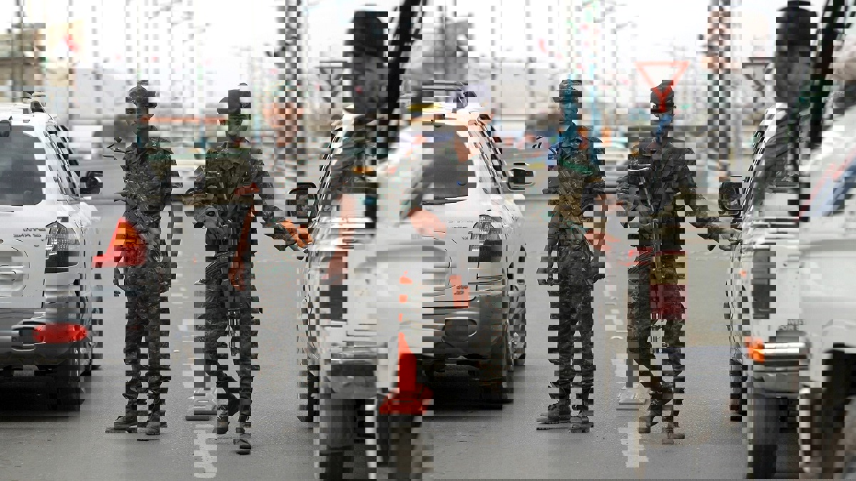 اليمن.. أنباء عن صفقة بين الحوثيين وحزب الإصلاح لإطلاق سجناء من "القاعدة"