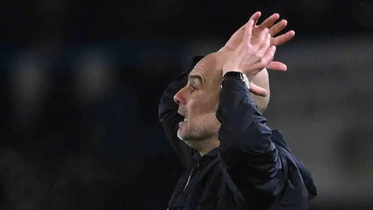 بعد إطلاق صافرات استهجان على “الصائمين”.. غوارديولا يهاجم جماهير ليدز