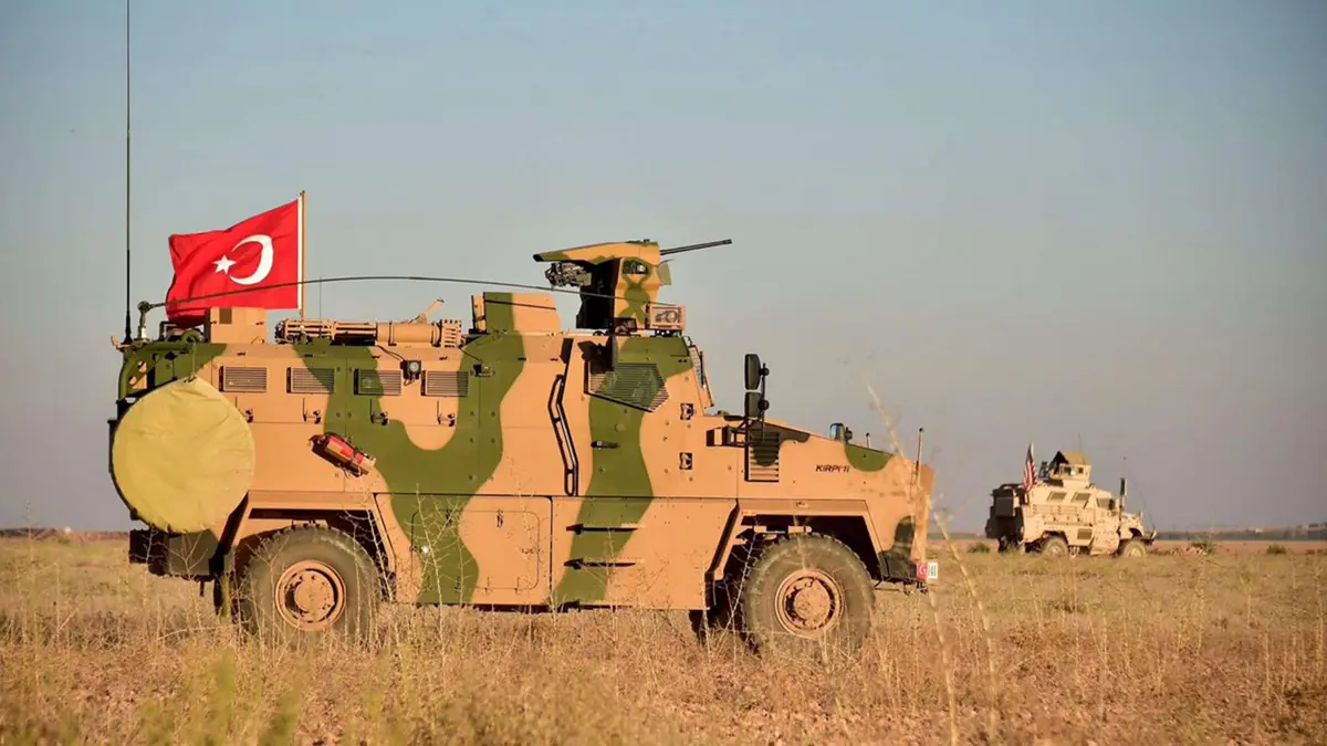 مساعد لأردوغان: تركيا ستقيم منطقة آمنة في سوريا سواء انسحبت القوات الكردية أم لا