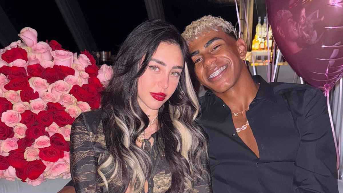 3 ضحايا لصديقة لامين يامال الجديدة