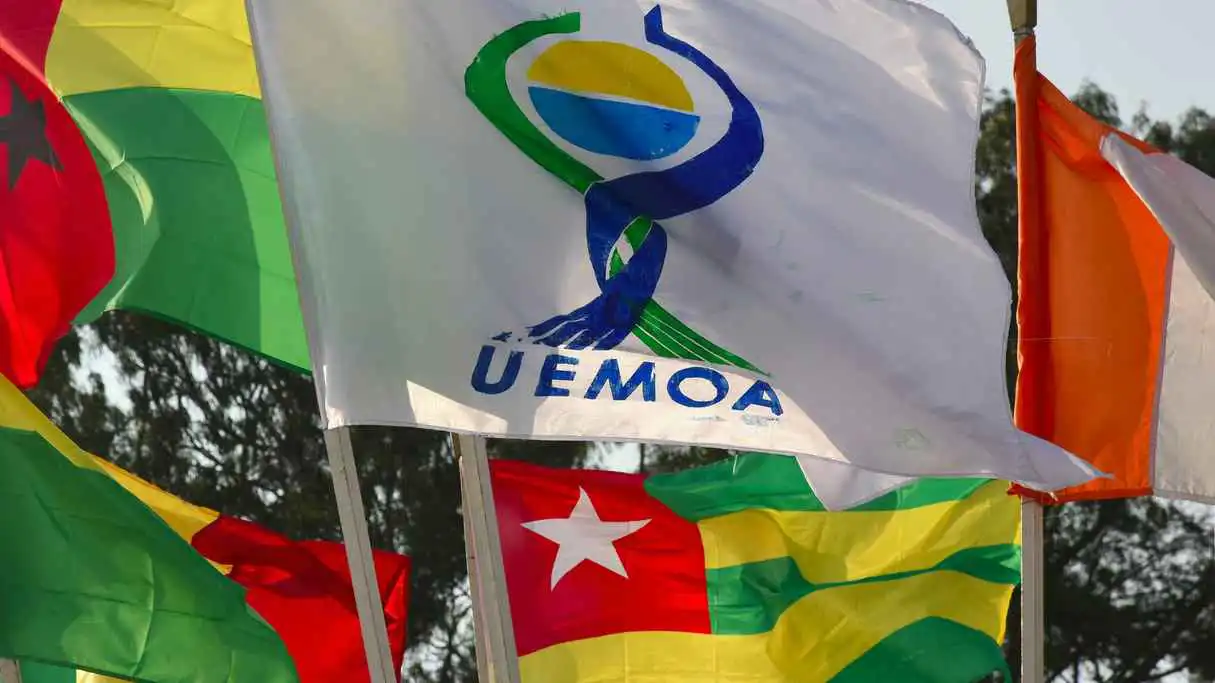 بين الدين الخفي وصندوق النقد.. كيف تموّل السنغال أزمتها؟