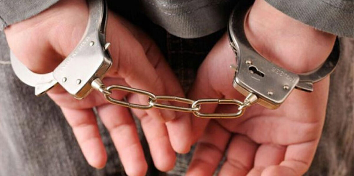 الشرطة السعودية تقرر حبس المواطن الذي ألقى بأطفاله في الشارع وزوجته للتحقيق