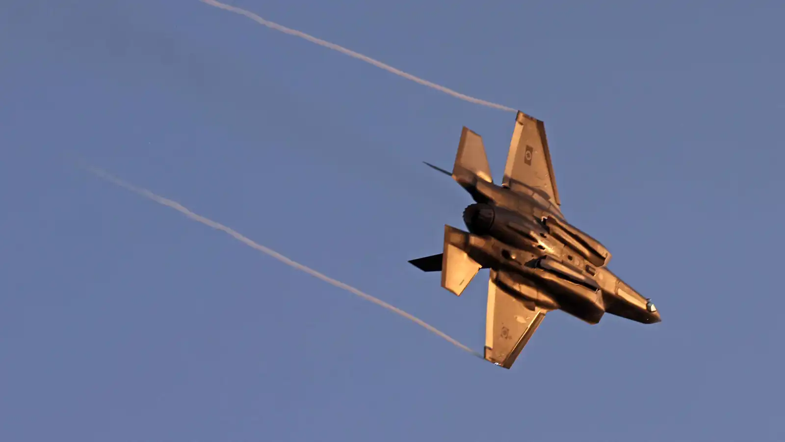 طائرة مقاتلة إسرائيلية من طراز إف-35 