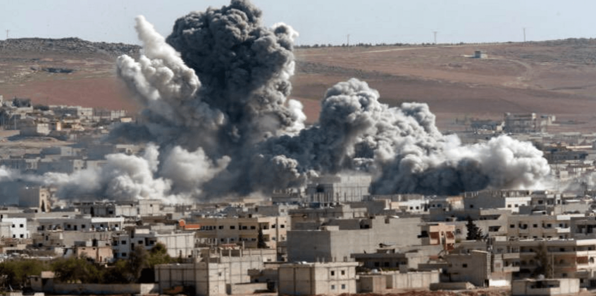 مقتل 39 مدنيًا خلال غارات جوية على محافظة دير الزور‎
