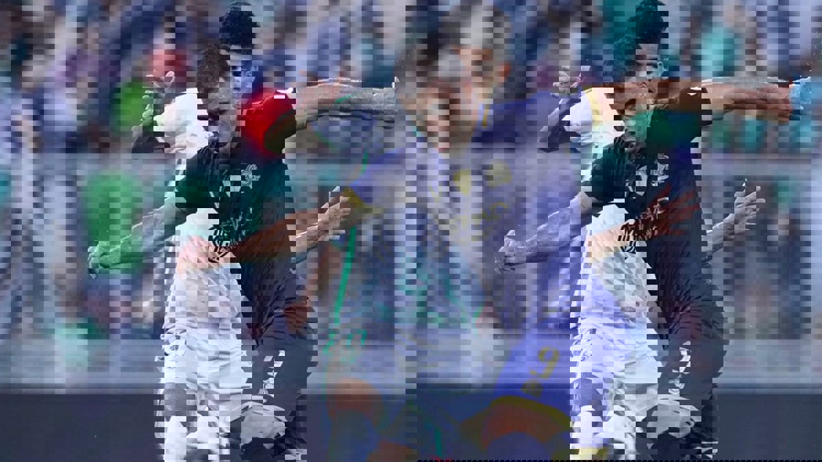 نادي النصر السعودي يحتج على إنذار عبد الرزاق حمد الله في مباراة الأهلي