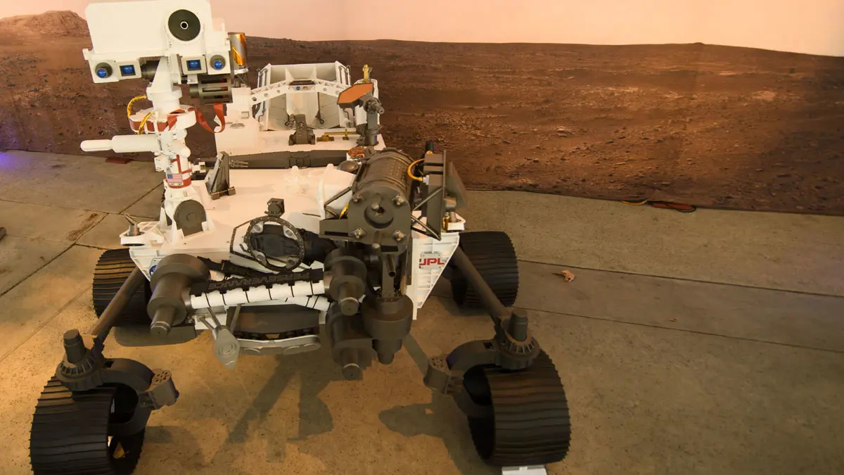 مركبة "برسفيرنس" الأكثر تطورا تهبط على المريخ.. وترسل الصور الأولى