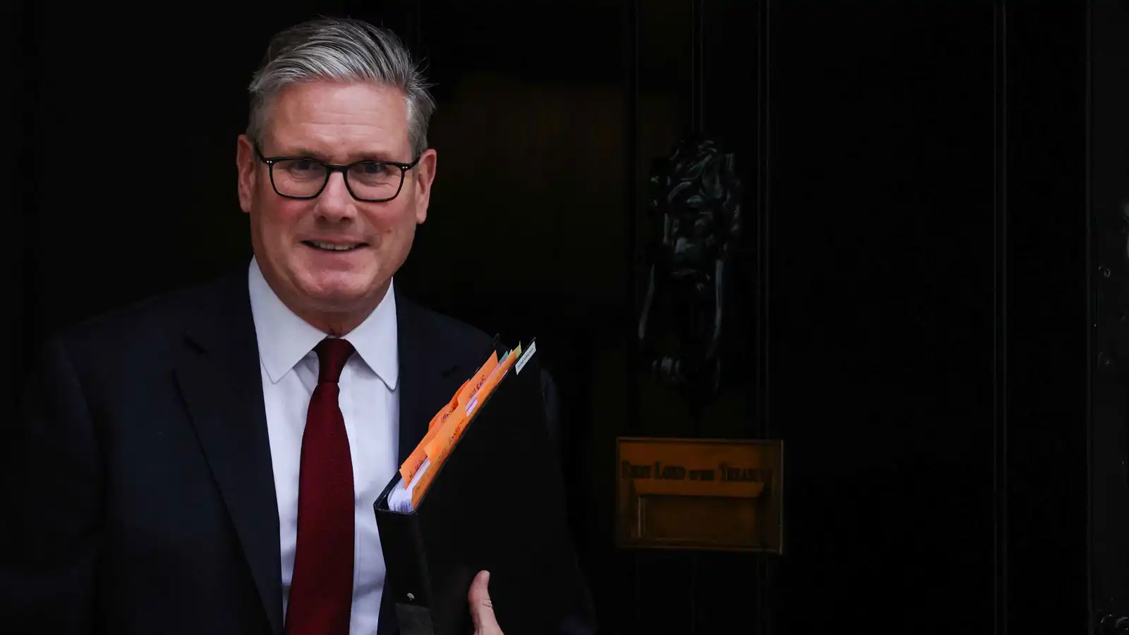 بعد تعهد فرنسا.. ستارمر يواجه ضغوطا للاعتراف بدولة فلسطين