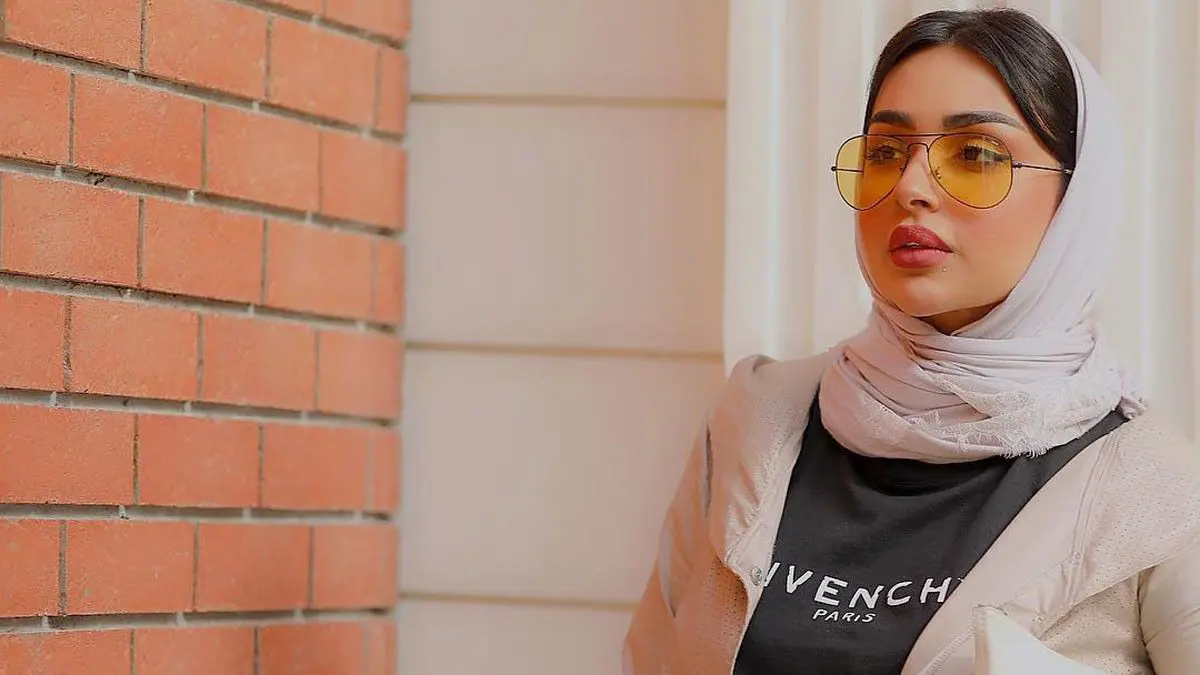 السعودية أمل الأنصاري ترد على منتقدي سخريتها من المنقبات