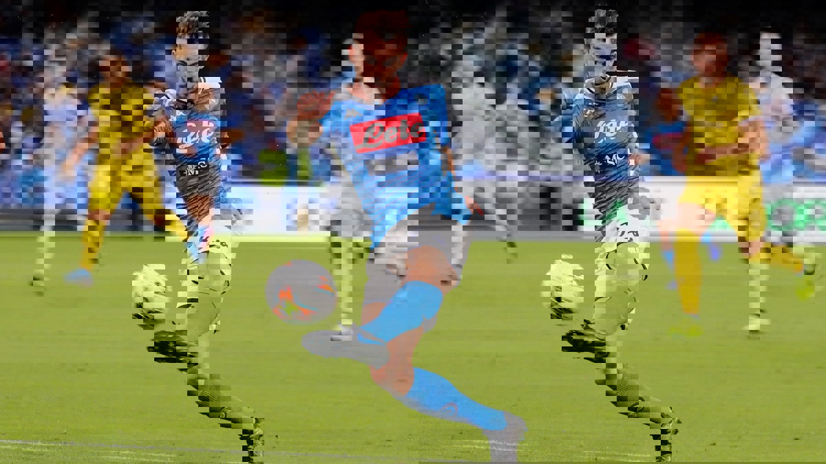 ريال مدريد يخشى ضياع صفقة فابيان رويز نجم نابولي بعد غارة برشلونة